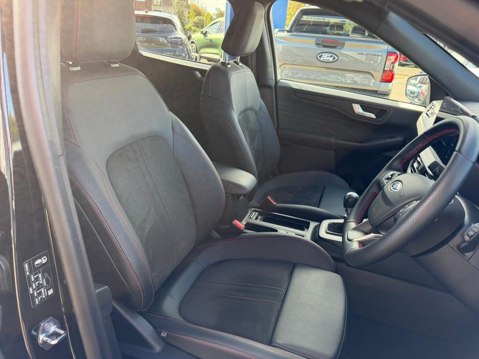 Ford Kuga Photo 0b43237f-b12b-40ef-897a-7be77c163c40.JPEG