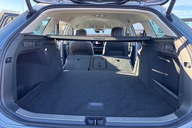 VOLKSWAGEN Passat Photo 45