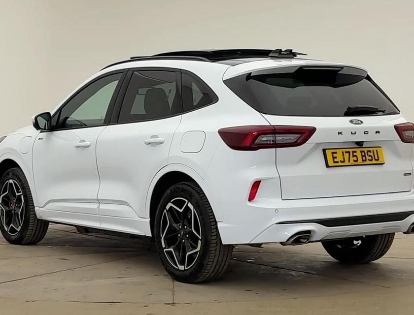 Ford Kuga Photo 0b49a540-12c3-4bc4-8d0d-93a07076de19.jpg