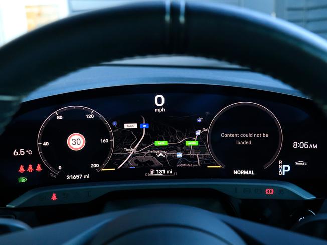 PORSCHE Taycan Photo 20