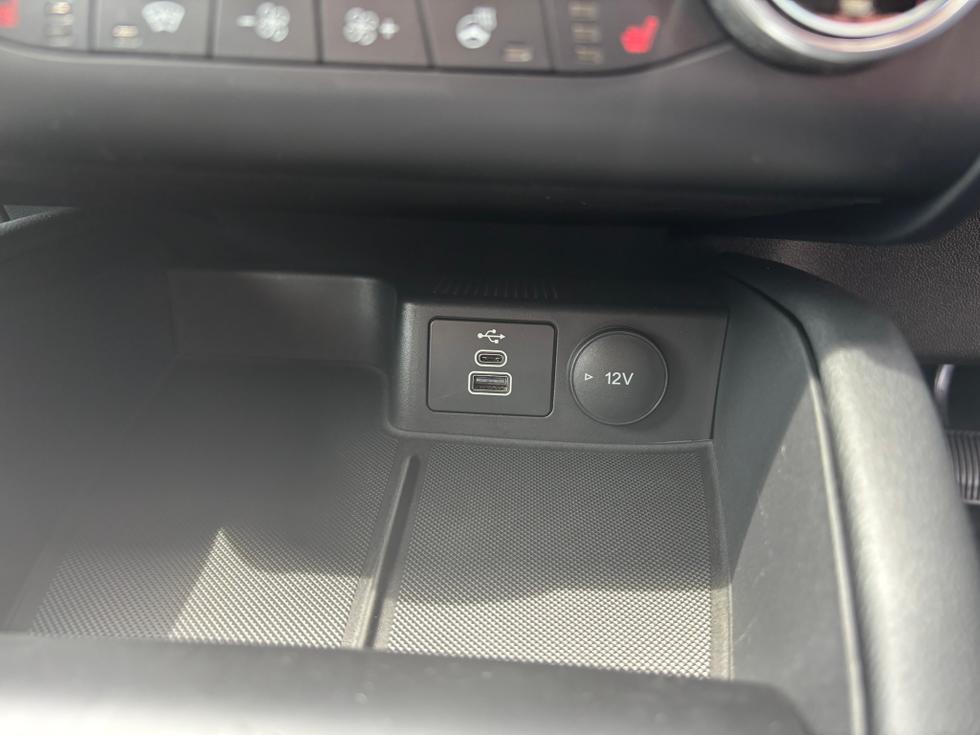 Ford Kuga Photo 0b56a006-26cf-4190-822c-992477c576d3.JPEG