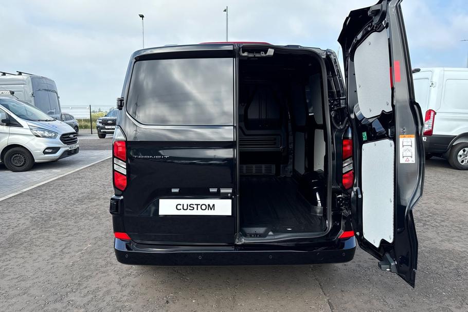 Used Ford TRANSIT CUSTOM NEWCUSTOM22 8