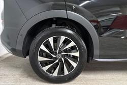 Volkswagen T-Roc Photo 5