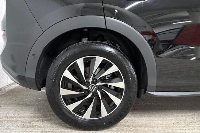 Volkswagen T-Roc Photo 5