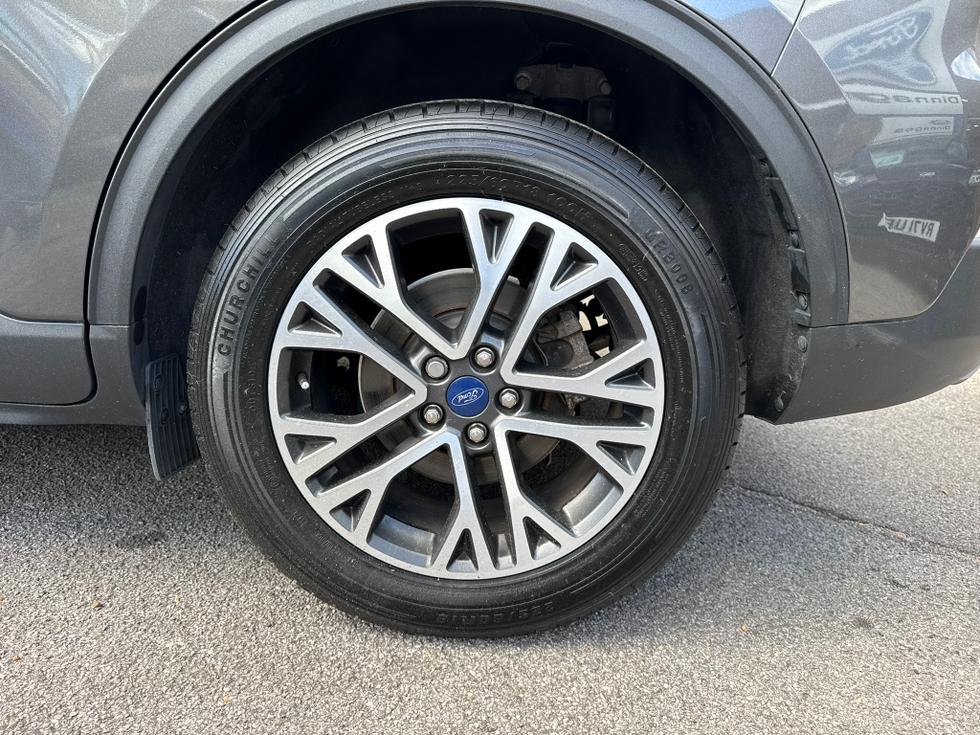Ford Kuga Photo 0b7faa4b-8b32-4fe2-bba5-4c98021bf382.JPEG