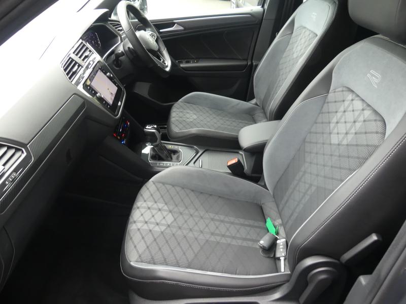 Volkswagen Tiguan Photo 0b90bef5-b956-44d0-896d-87b4937a56d2.jpg