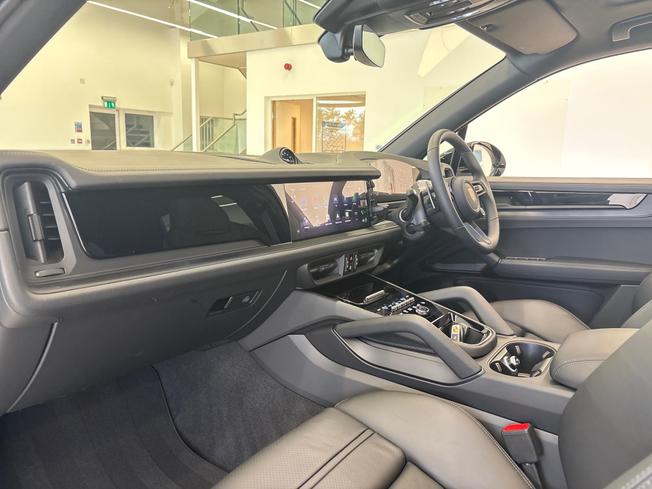 PORSCHE Cayenne Photo 13