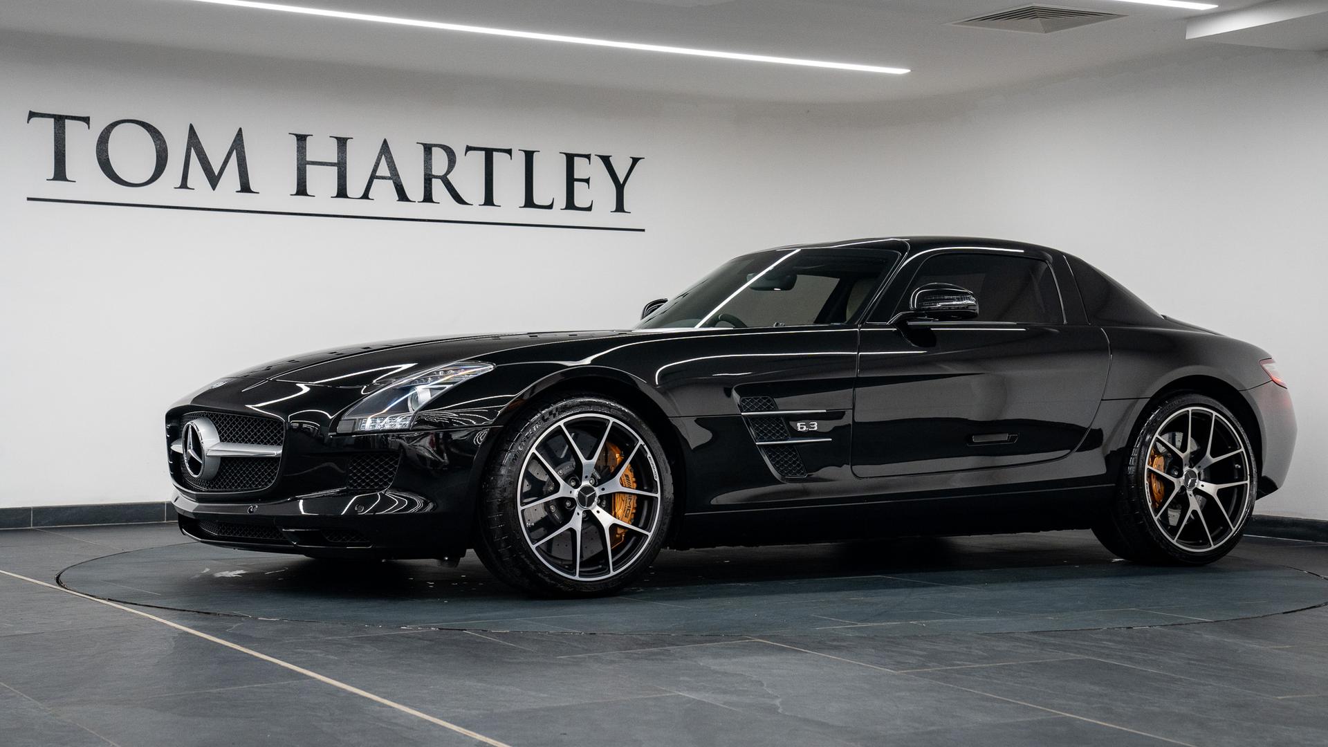 Mercedes-Benz SLS Photo 0b93c55d-52ce-4ea4-a503-30fd09353c4c.jpg