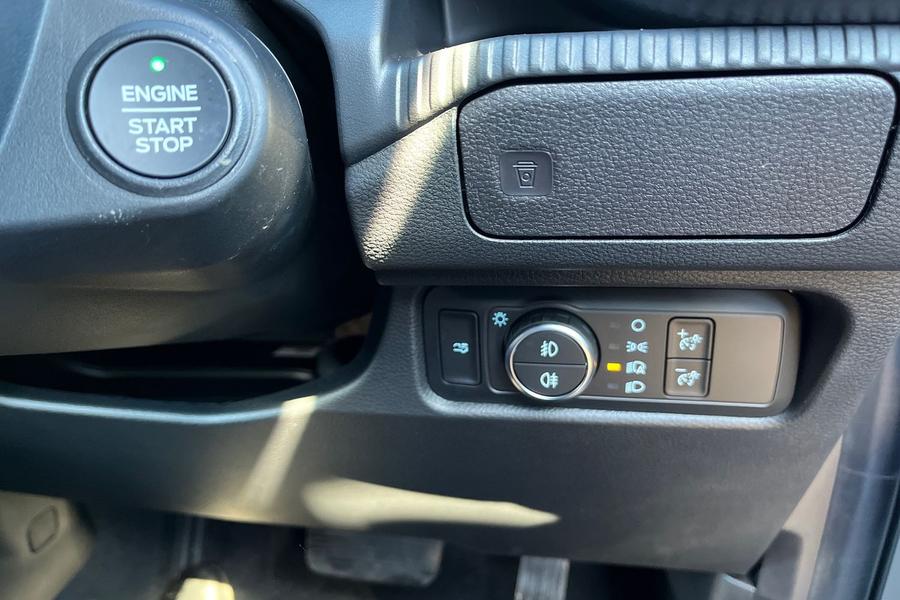 Ford RANGER Photo 0b945fcb-ba91-4267-b2fa-a53fe9b8a6ad.jpg