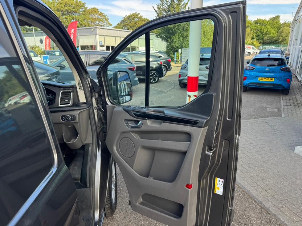 Ford Transit Custom Photo 0bad63e2-bdbd-40c8-b42c-994d1f38e910.JPEG