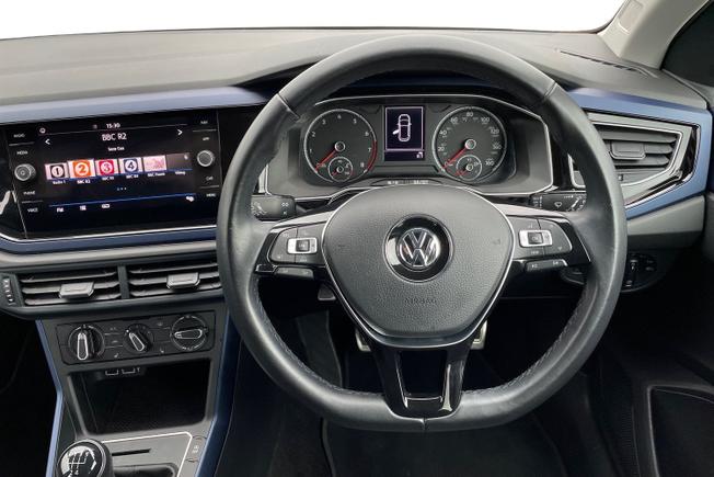 VOLKSWAGEN Polo Photo 14