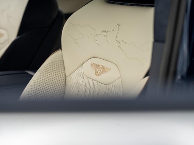 BENTLEY Bentayga  Photo 26