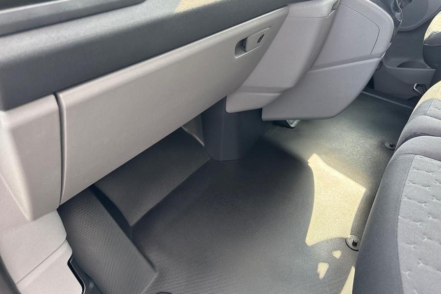 Ford TRANSIT CUSTOM Photo 0bbef2b9-a906-41a9-b78a-b5b714a75ca7.jpg
