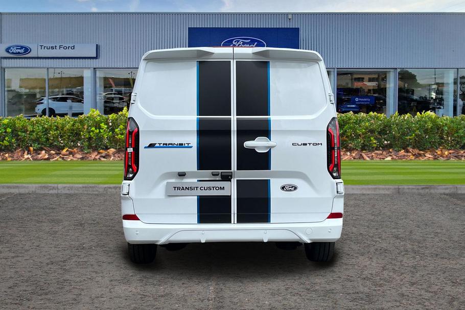 Used Ford E-TRANSIT CUSTOM CUSTOMSPORT1 13