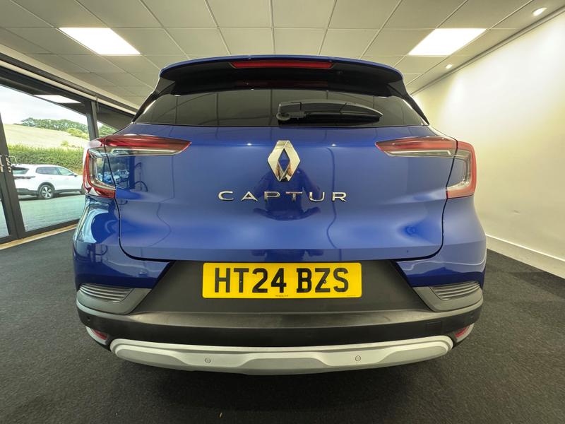 Renault Captur Photo 0bd34237-0270-41a9-be82-734e7f6f642a.jpg