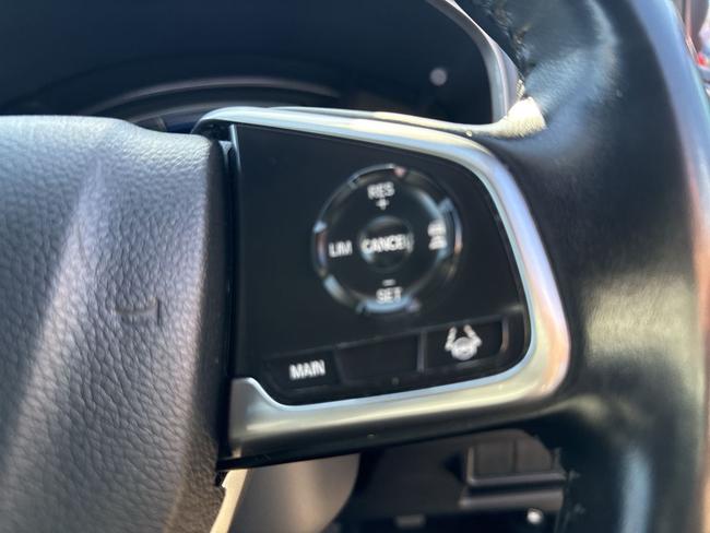 Honda CR-V Photo 0bd66f3f-48f9-4a11-8ff5-1d913b69b66a.jpg
