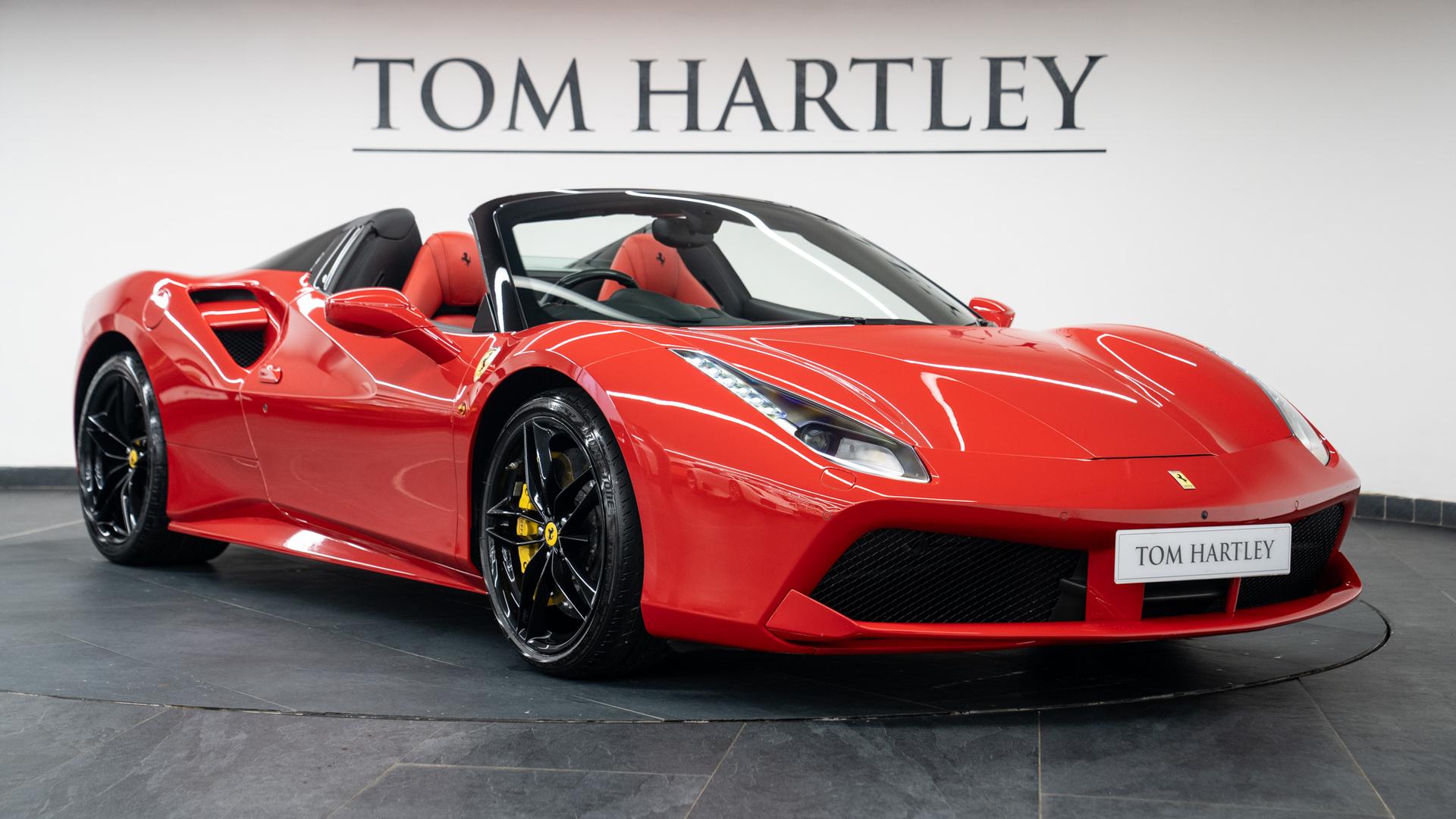 Ferrari 488 Photo 0bd9059c-48c9-4ea2-adc8-d2fb74c72558.jpg