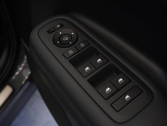 Hyundai Santa Fe Photo 0bd9c676-c473-492a-b59e-6289db0fc091.jpg