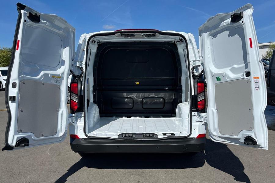 Ford TRANSIT CUSTOM Photo 0bdb8a7d-d5f4-486f-839c-a20cc3d7363e.jpg