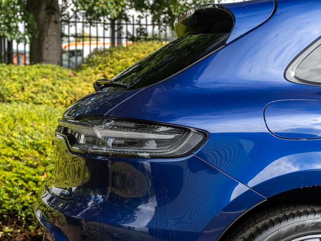 PORSCHE Macan Photo 37