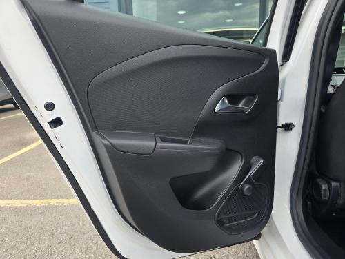 Vauxhall Corsa Photo 0bfb39dd-37e0-4b7d-987f-b199667119ec.jpg