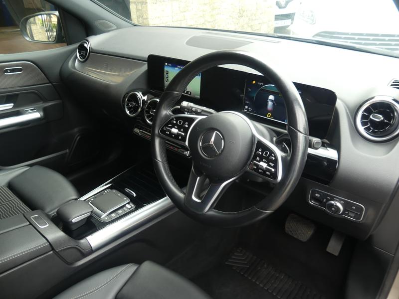 Mercedes-Benz B Class Photo 0c01b5d4-7edb-48ea-ae8d-12e032254ec0.jpg