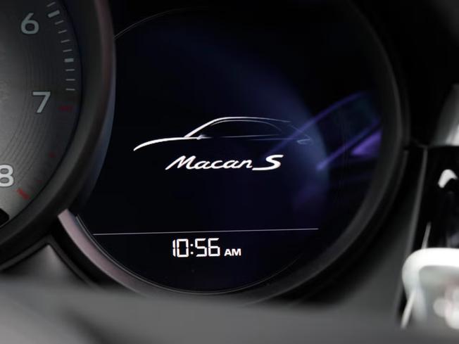 PORSCHE Macan Photo 22