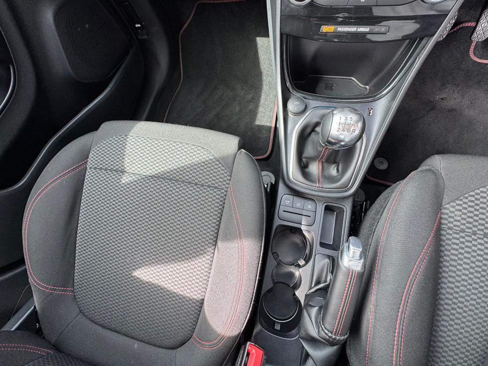 Ford Puma Photo 0c13bd79-86bd-45bd-aa51-7725ee93ad8e.jpeg
