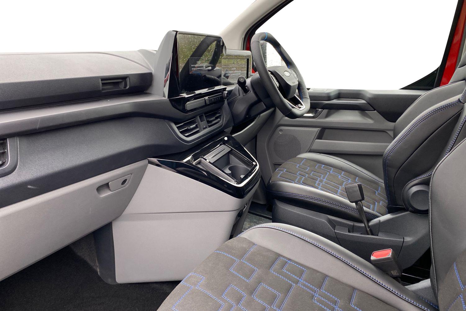 Ford TRANSIT CUSTOM Photo 3