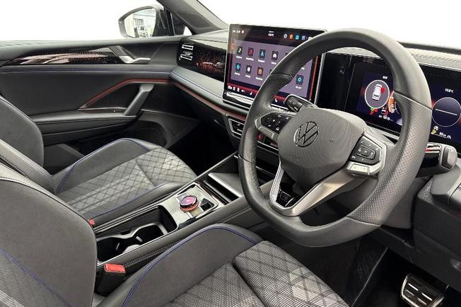 Volkswagen Tiguan Photo 2