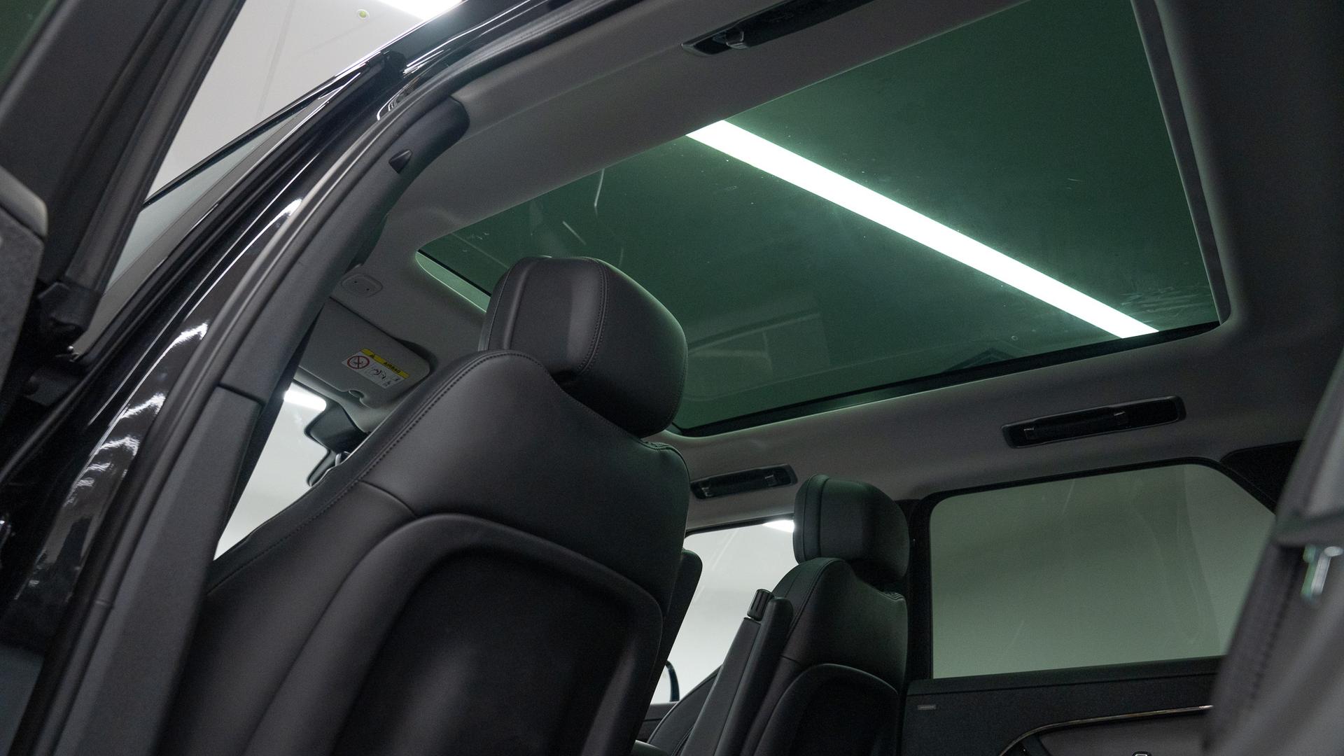 Land Rover Range Rover Sport Photo 0c3c586b-c9fb-4fa7-833b-dbf89bd19fb5.jpg