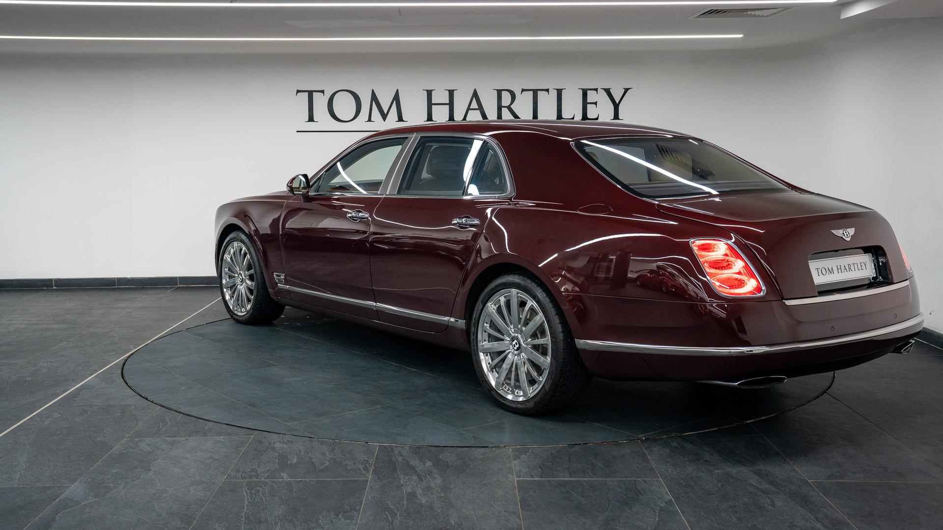Bentley Mulsanne Photo 0c46d2b4-3e38-4fe9-a57b-8b39e10348a0.jpg