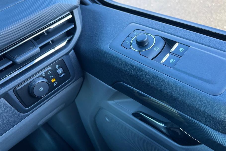 Used Ford TRANSIT CUSTOM 13/N336816 8