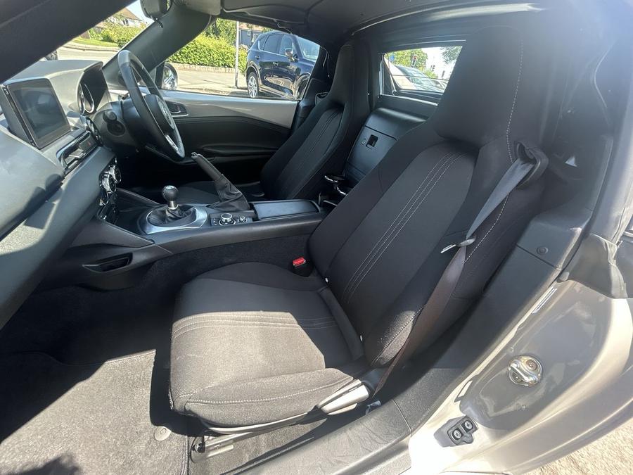 Mazda MX-5 RF Photo 0c54c11a-4258-410d-ac75-16163f73cbac.jpg