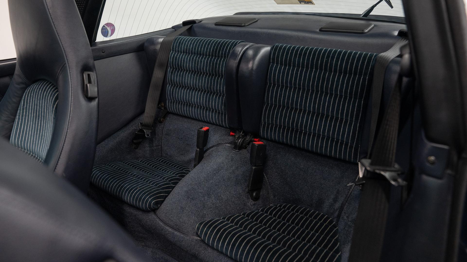 Porsche 911 Carrera Photo 0c76794e-eb60-4656-9886-f9decb86e8c1.jpg