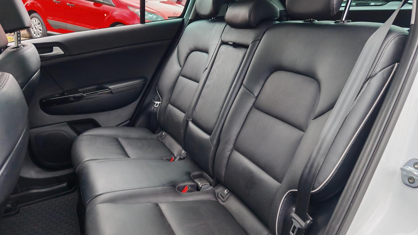 Used Kia Sportage LA69HHC 19