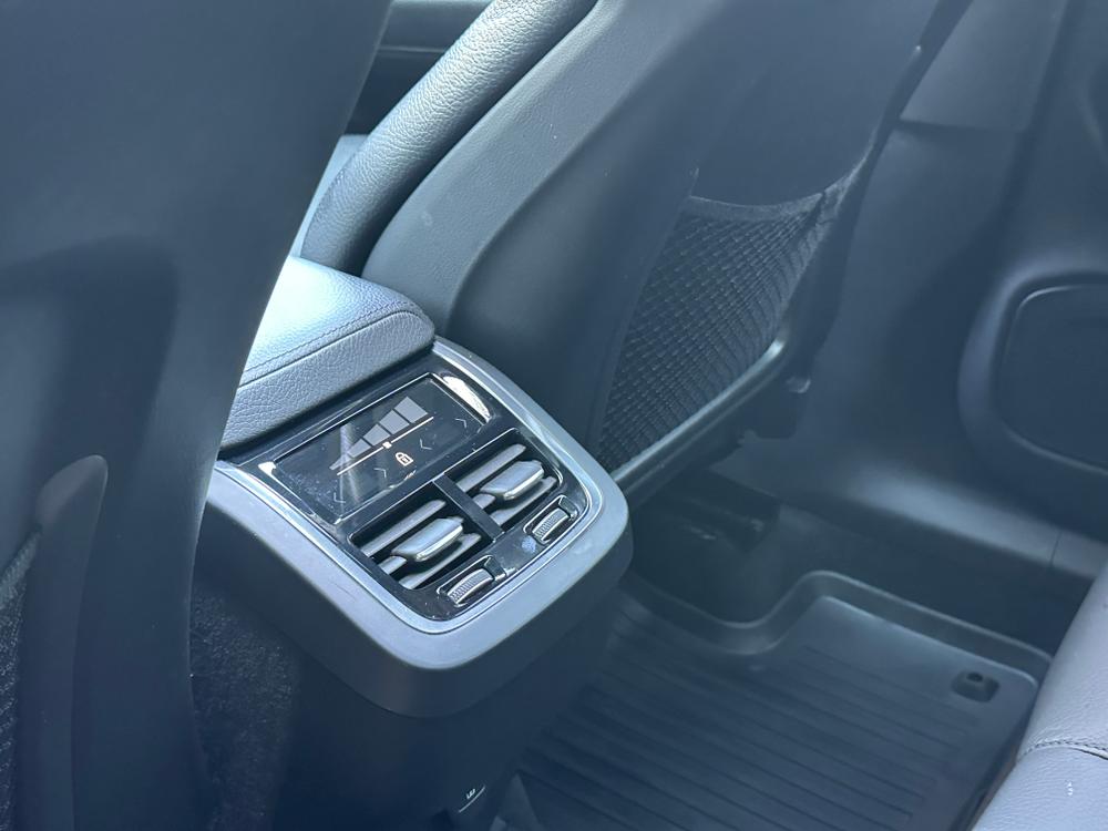 Used Volvo XC60 NK70TMY 27