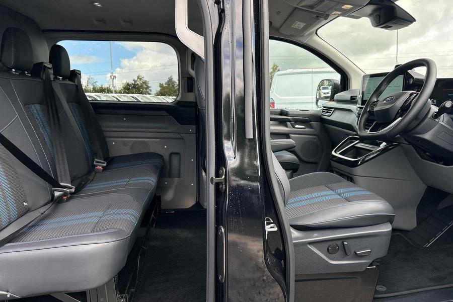 Ford TRANSIT CUSTOM Photo 0c85151b-c76b-46a7-9144-436469efe4fd.jpg