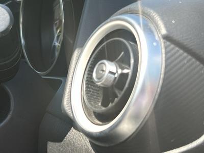 Mazda Mazda2 Photo 42