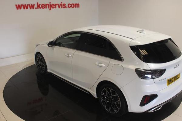 Kia Ceed 1.5 T-GDi GT-Line Hatchback 5dr Petrol Manual Euro 6 (s/s) (158 bhp) Photo 4