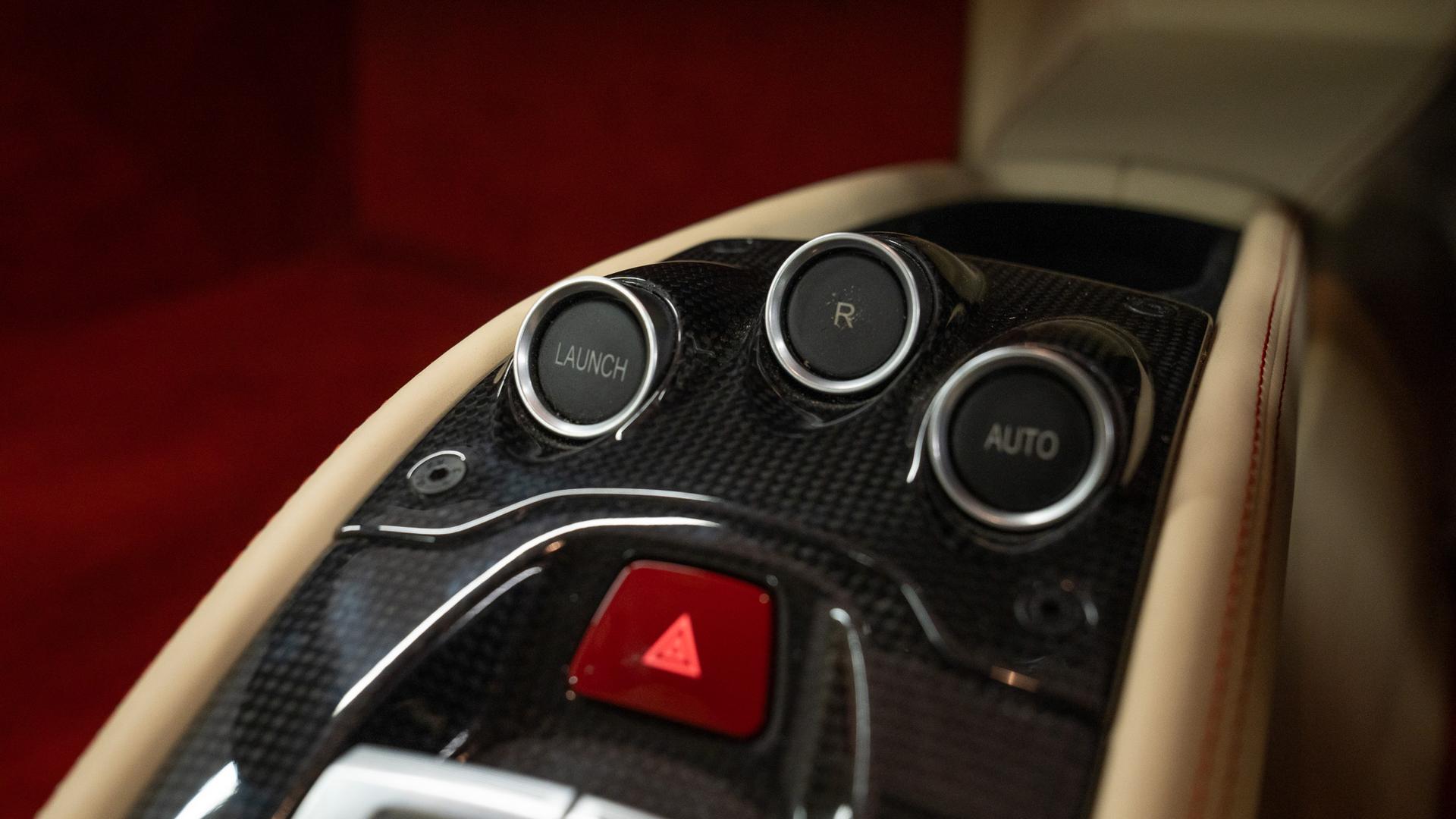 Ferrari 458 Photo 0cbd4f85-0fae-43c3-b4ca-6d7ed47fc6a1.jpg