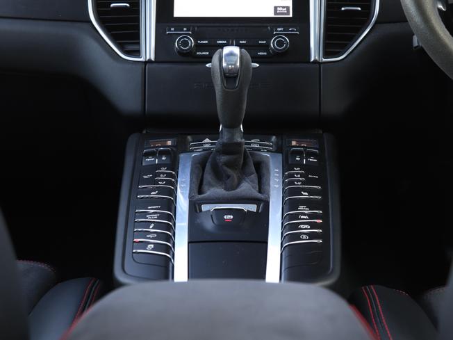 PORSCHE Macan Photo 34