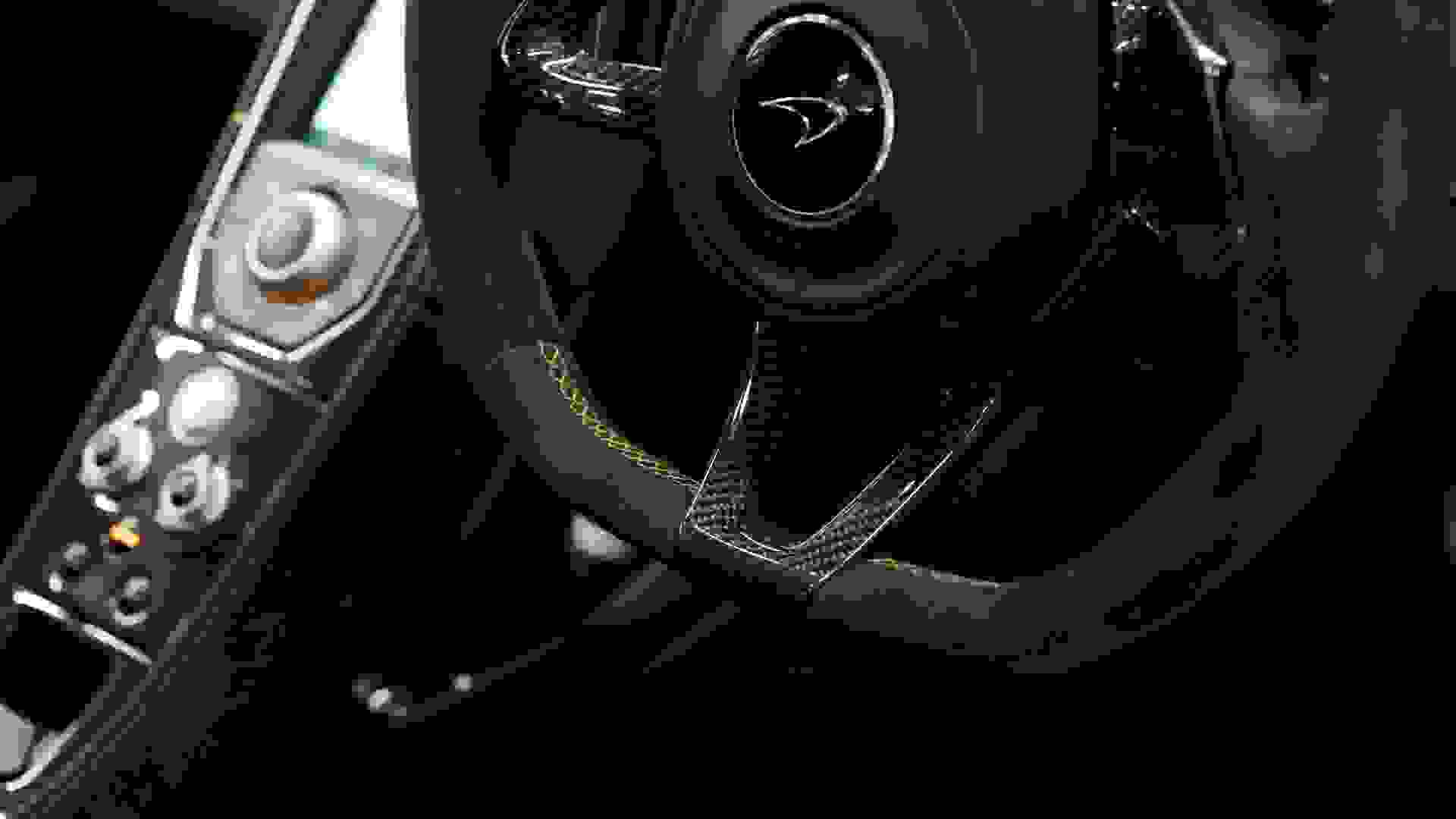 McLaren 650S Photo 0d0bd574-745d-4dab-9366-45cb05deac5d.jpg
