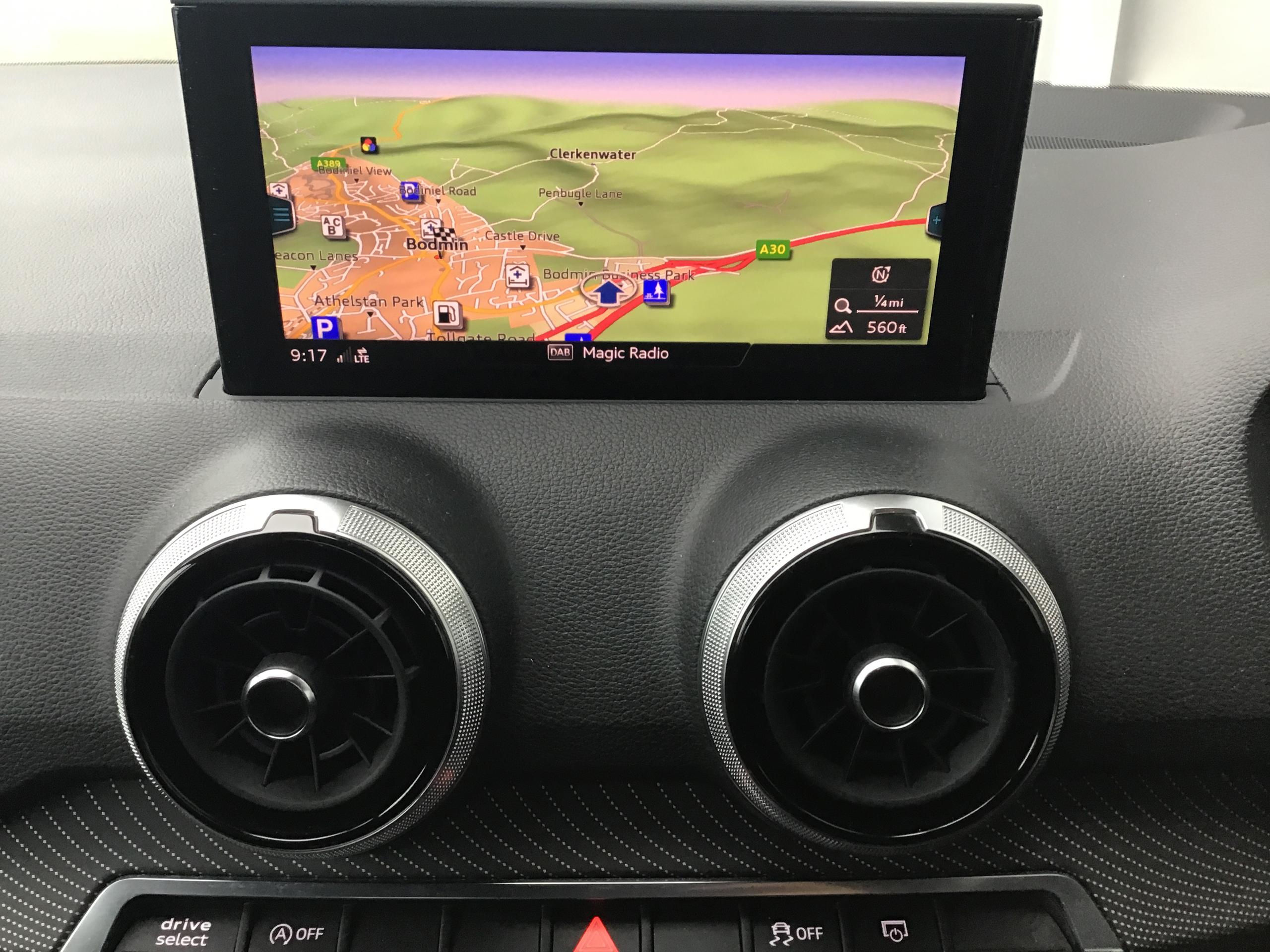 Audi Q2 Photo 23