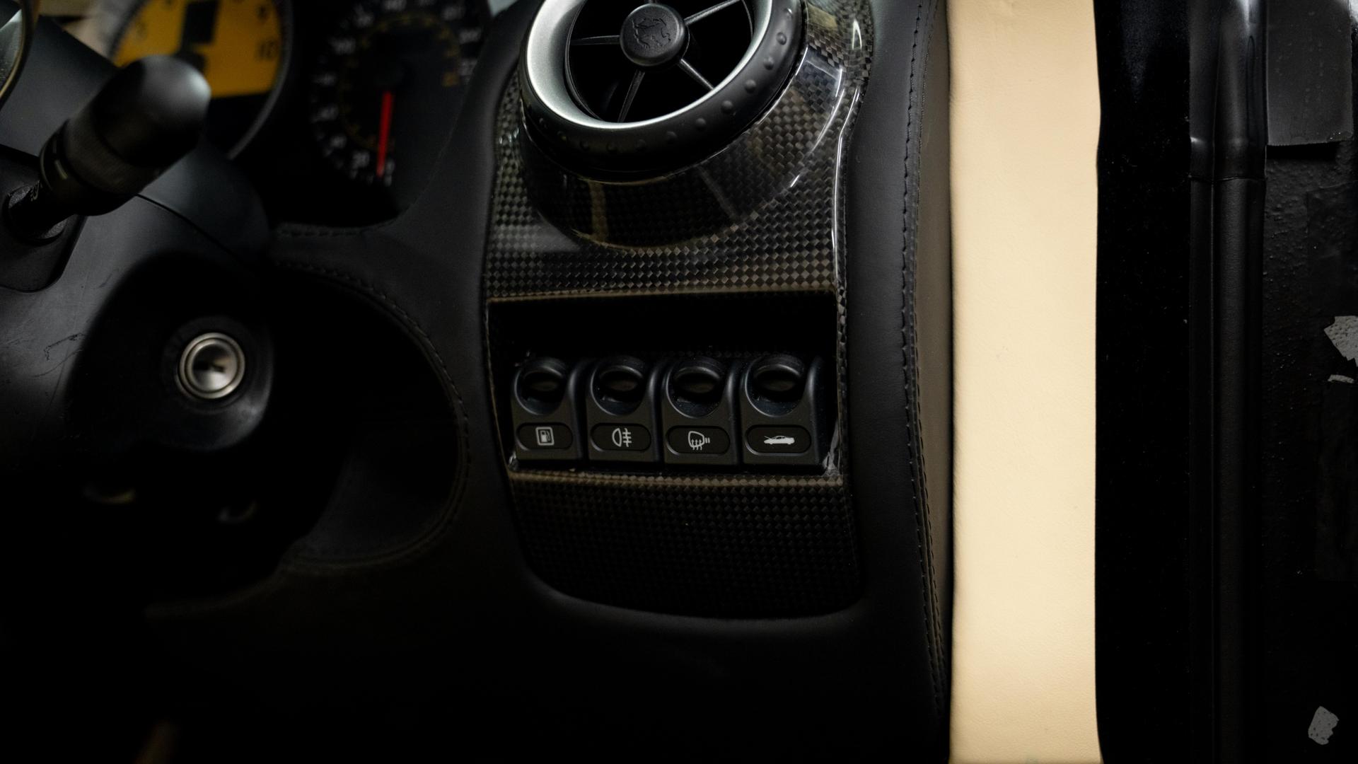 Ferrari F430 Photo 0d136d7b-3c2e-48ab-adc9-78968b8038cb.jpg