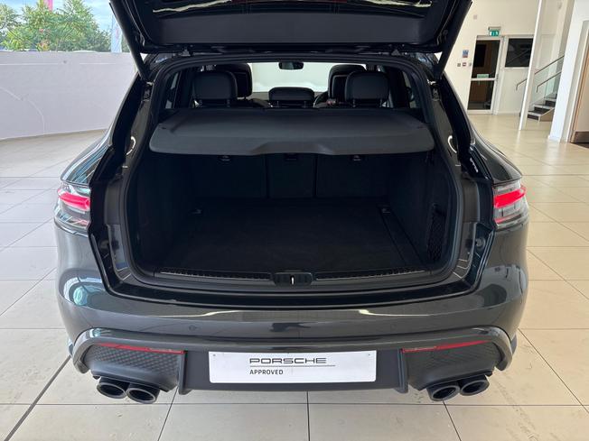 Porsche Macan Photo 18