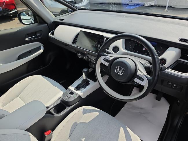 Honda Jazz Photo 0d495be4-c51e-4737-a46d-8d58452ceee8.jpg