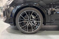 AUDI  Q7 Photo 5
