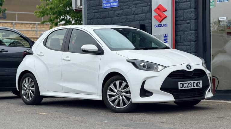 Used Toyota Yaris DC23CWZ 1
