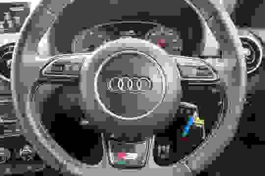 Audi A1 Photo 0d7df406-a348-4316-9c97-2d6122a978e9.jpg